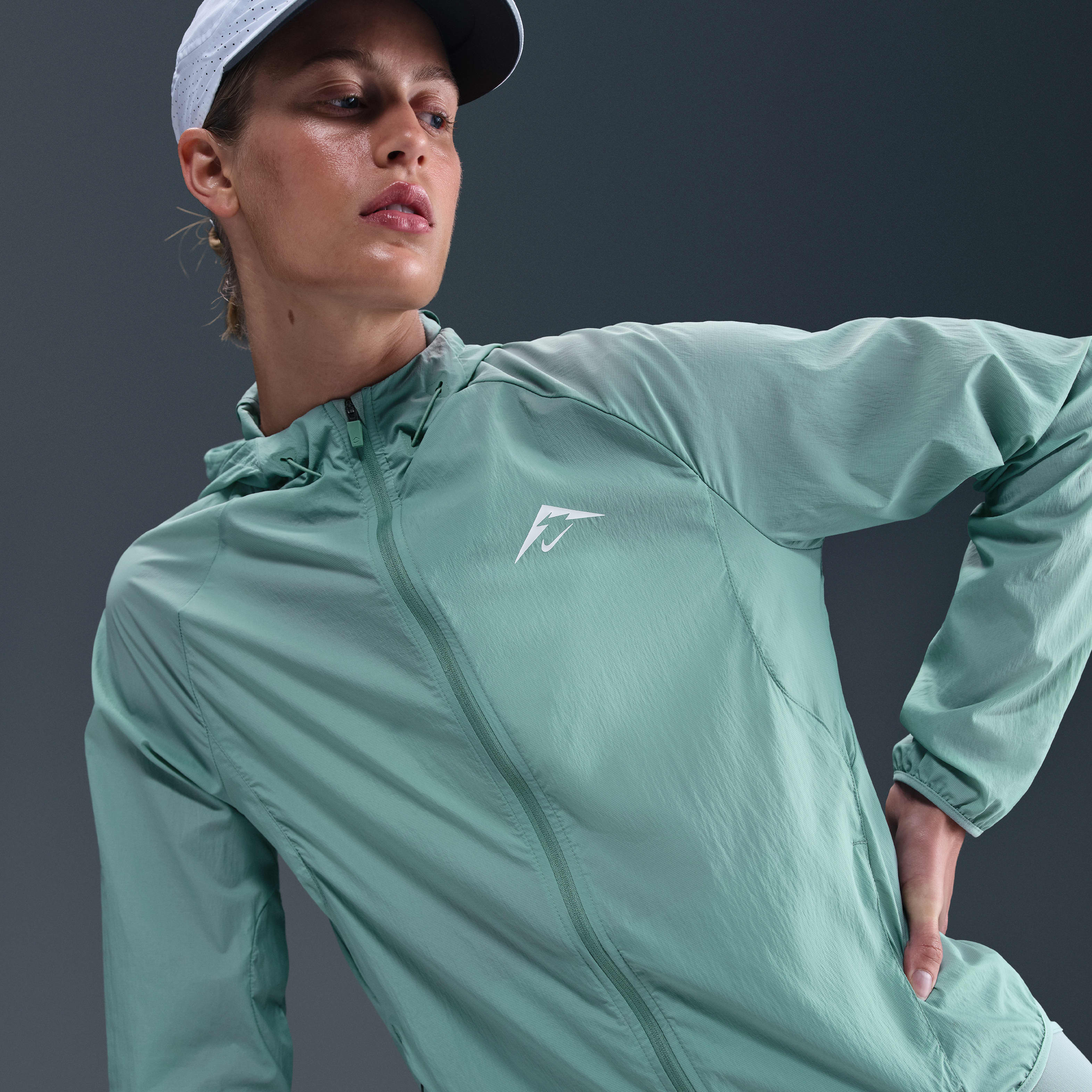 NIKE Women Trail Repel Jacket. Sサイズ Nike Trail Women's Repel Running Jacket. Nike.com